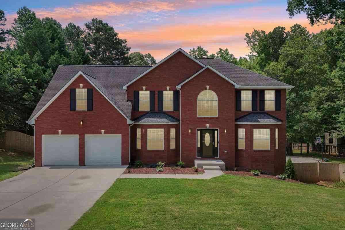 Homes For Sale - 42 Silverleaf Lane<br/> Dallas, GA 30157