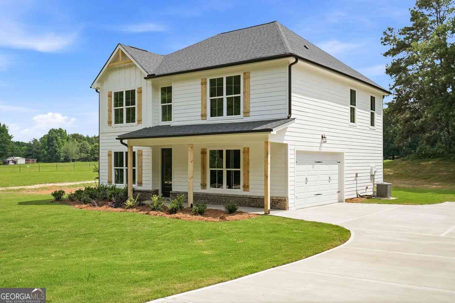 Homes For Sale - 200 Loyd Road<br/> Mansfield, GA 30055