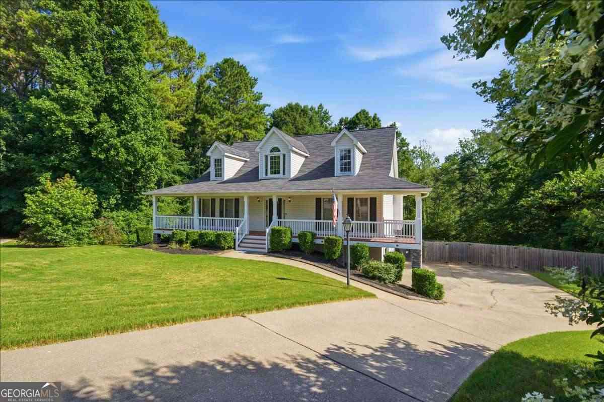 Homes For Sale - 923 Whitby Drive<br/> Douglasville, GA 30134