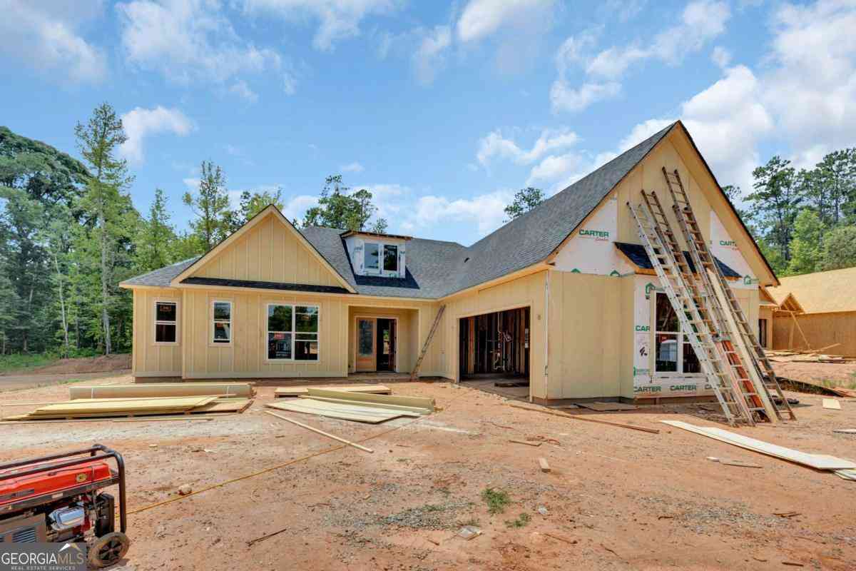 Homes For Sale - 74 County Line Extension<br/> Mansfield, GA 30055