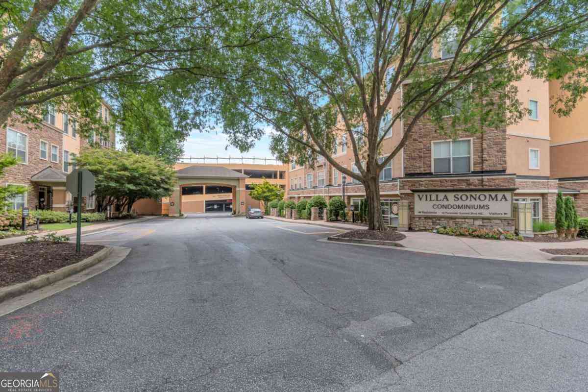 Condo For Sale - 10 Perimeter Summit Boulevard NE #4217<br/> Atlanta, GA 30319