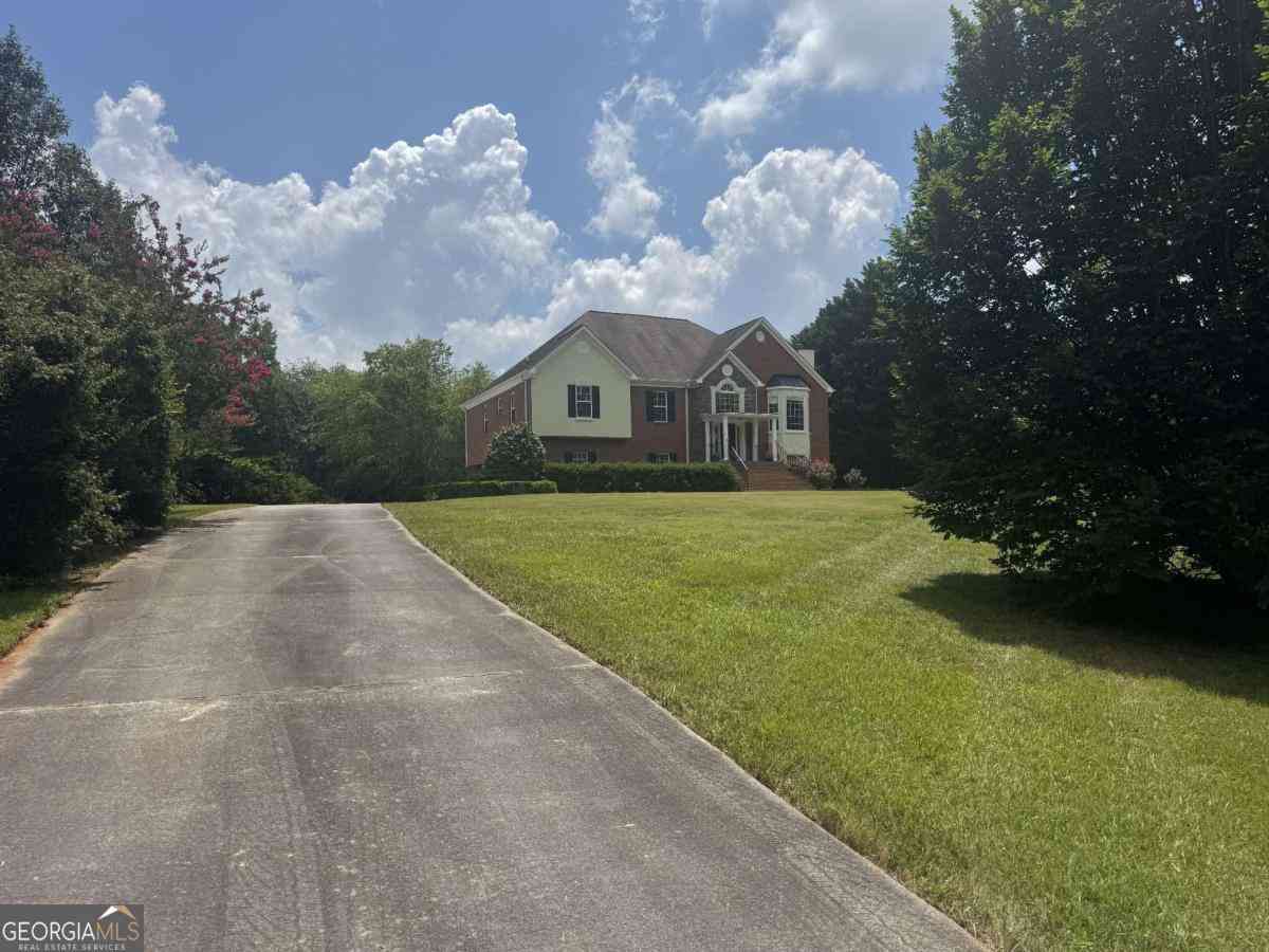 Homes For Sale - 45 Buell Jones Road<br/> Carrollton, GA 30117