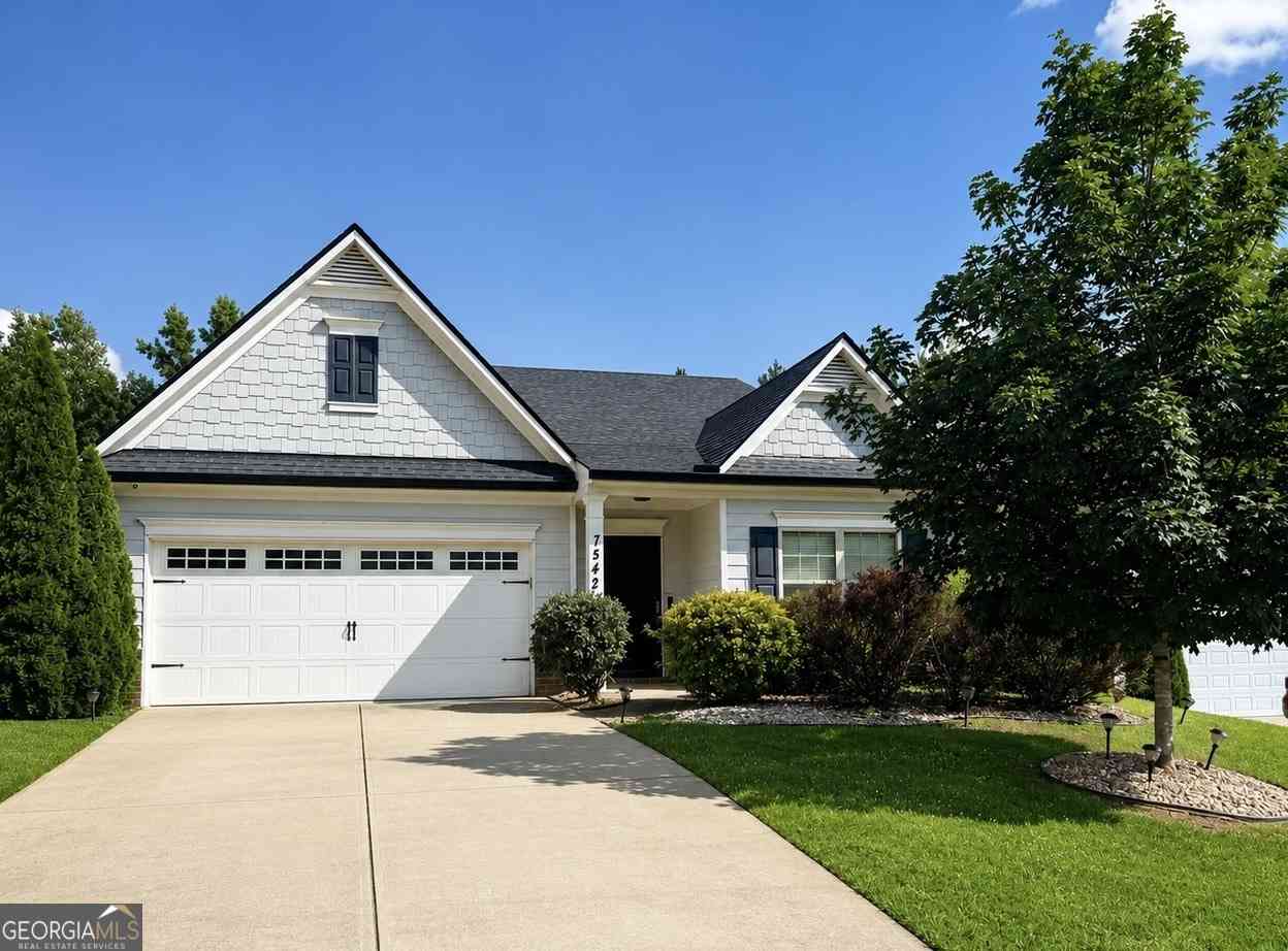 Homes For Sale - 7542 Saint David Street<br/> Fulton County, Fairburn, GA 30213