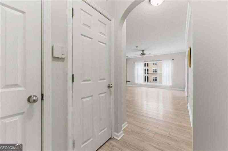 Condo For Sale - 4333 Dunwoody Park #3201<br/> Dekalb County, Atlanta, GA 30338