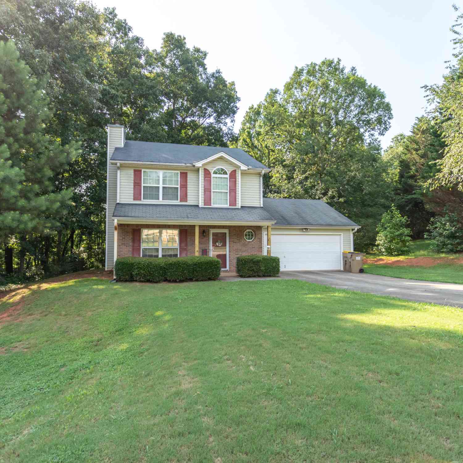 Homes For Sale - 1537 Cardinal Lane<br/> Winder, GA 30680