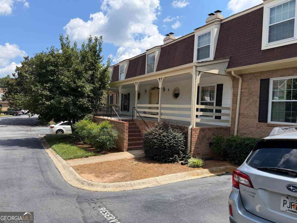 Condo For Sale - 3825 Lavista Road #Y1<br/> Dekalb County, Tucker, GA 30084