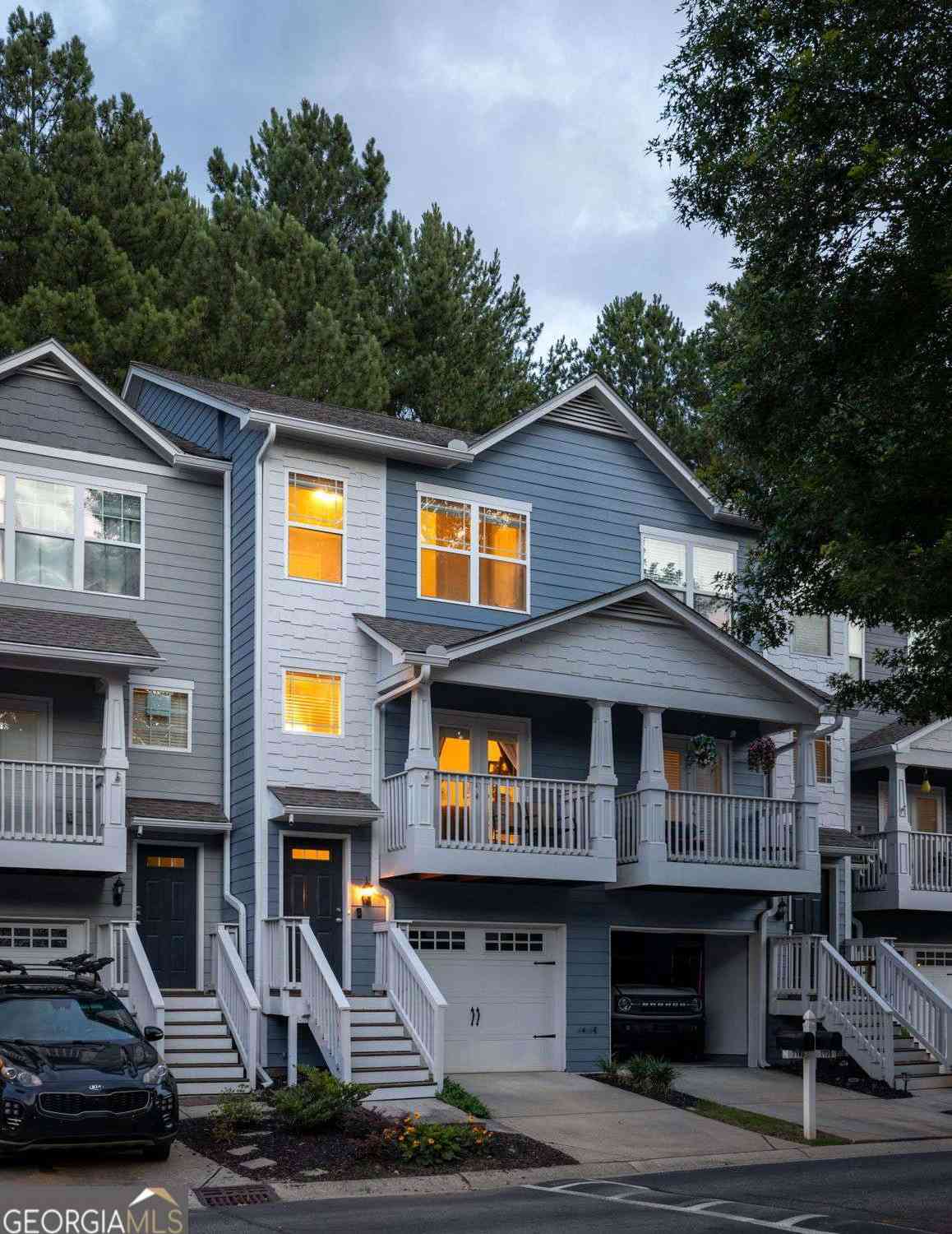 Townhouse For Sale - 1140 Liberty Parkway NW<br/> Atlanta, GA 30318