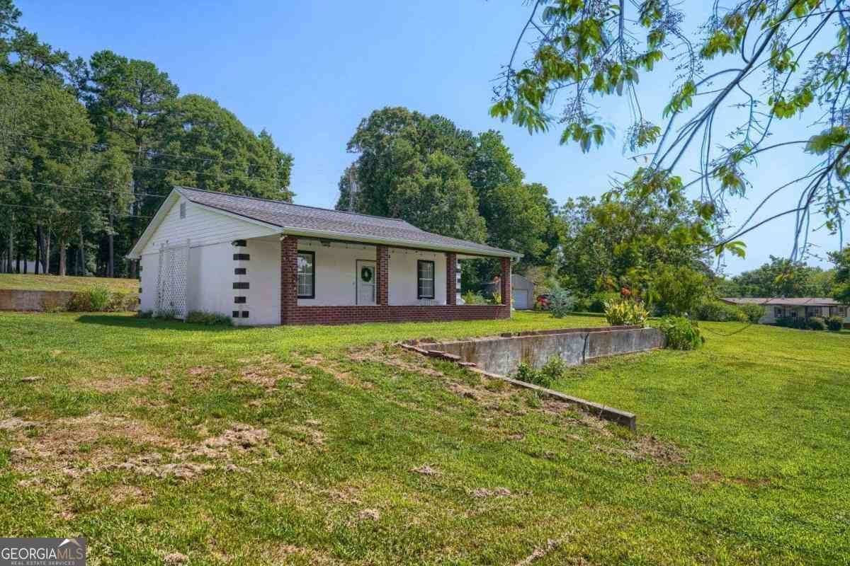 Homes For Sale - 5765 Crow Drive<br/> Cumming, GA 30041