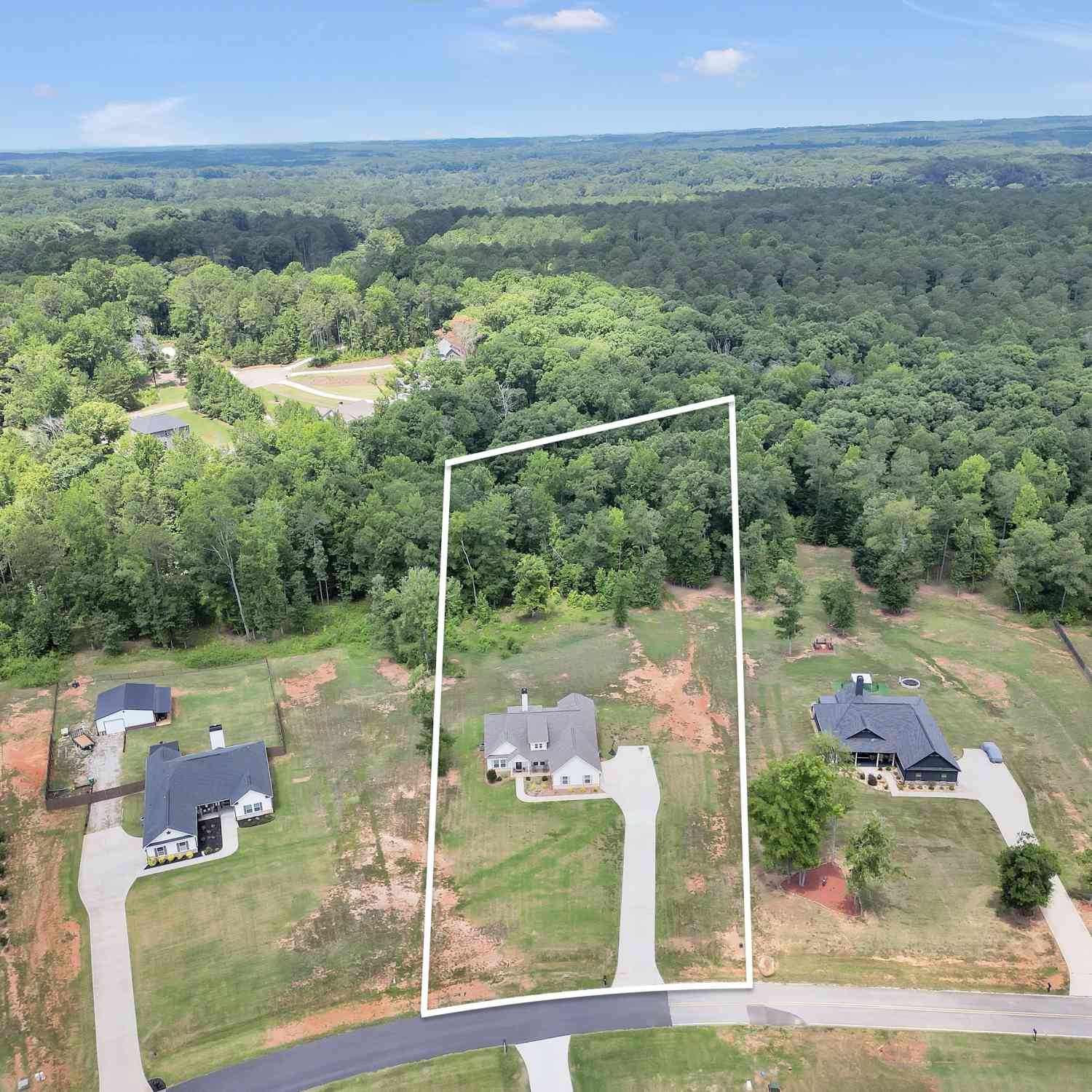 Homes For Sale - 203 Oak Ridge Drive<br/> Monticello, GA 31064