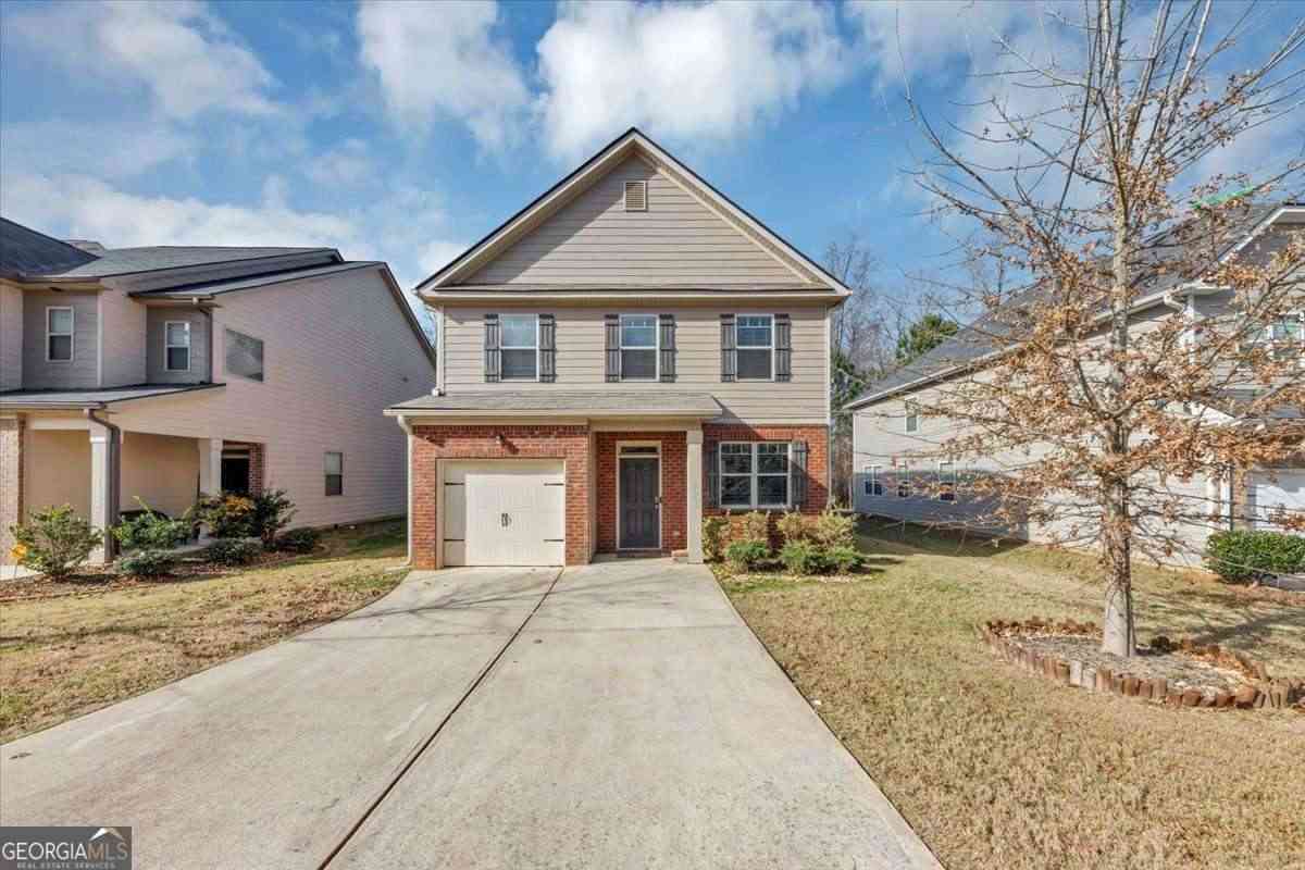 Homes For Sale - 11945 Lovejoy Crossing Way<br/> Hampton, GA 30228