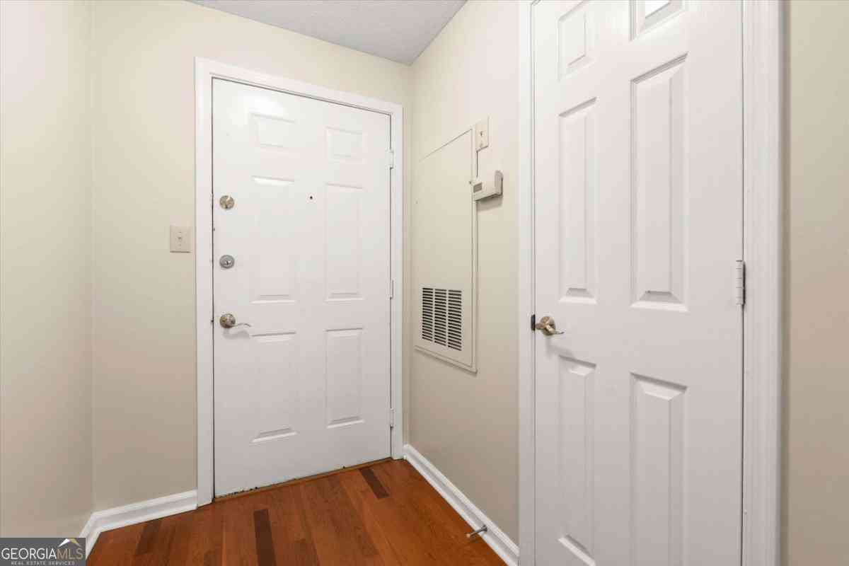 Condo For Sale - 1250 Parkwood Circle SE #2203<br/> Atlanta, GA 30339
