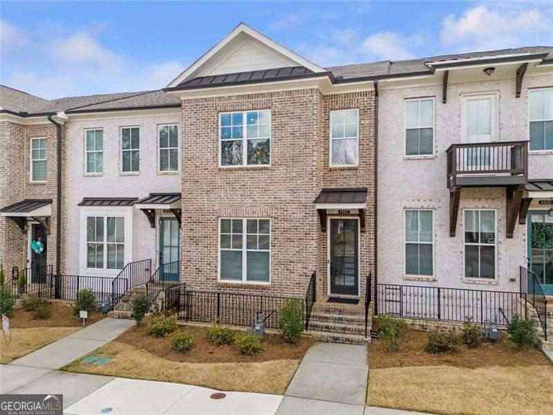 Townhouse For Sale - 4580 Waterside Parkway<br/> Peachtree Corners, GA 30092