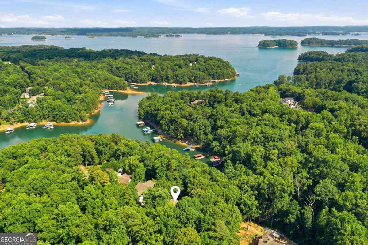 Homes For Sale - 8170 Old Mill Drive<br/> Gainesville, GA 30506