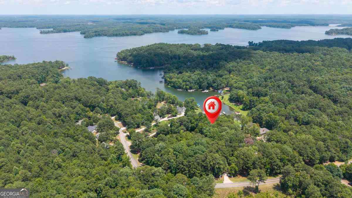 Homes For Sale - 198 Winding River Road<br/> Eatonton, GA 31024