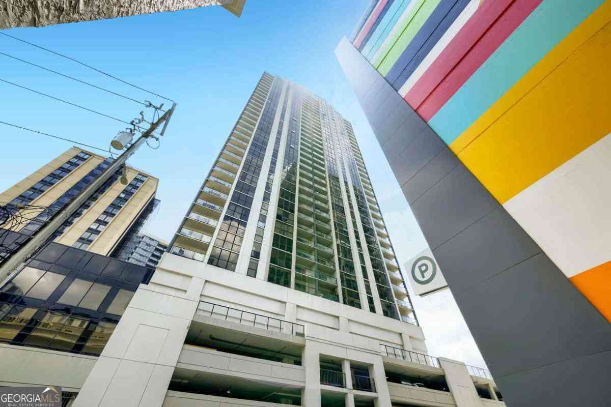 Condo For Sale - 1280 W Peachtree Street NW #3414<br/> Atlanta, GA 30309
