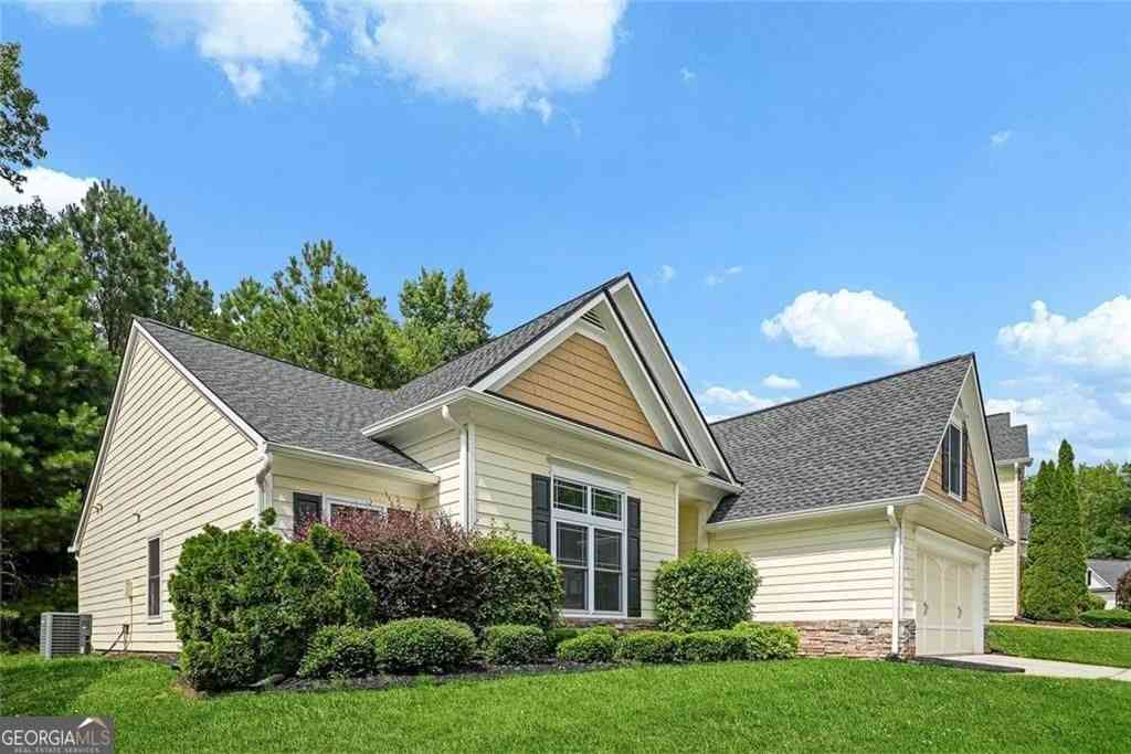 Homes For Sale - 2300 Village Green Drive<br/> Fulton County, Fairburn, GA 30213
