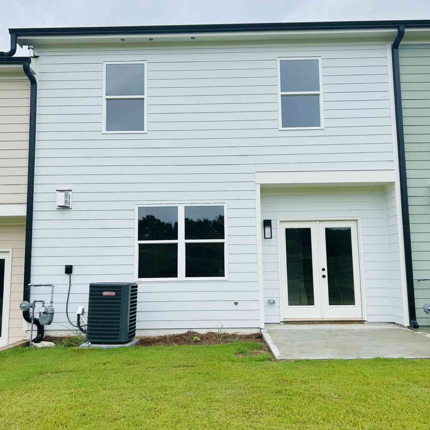 Homes For Sale - 37 Crest Drive #6<br/> Hartwell, GA 30643