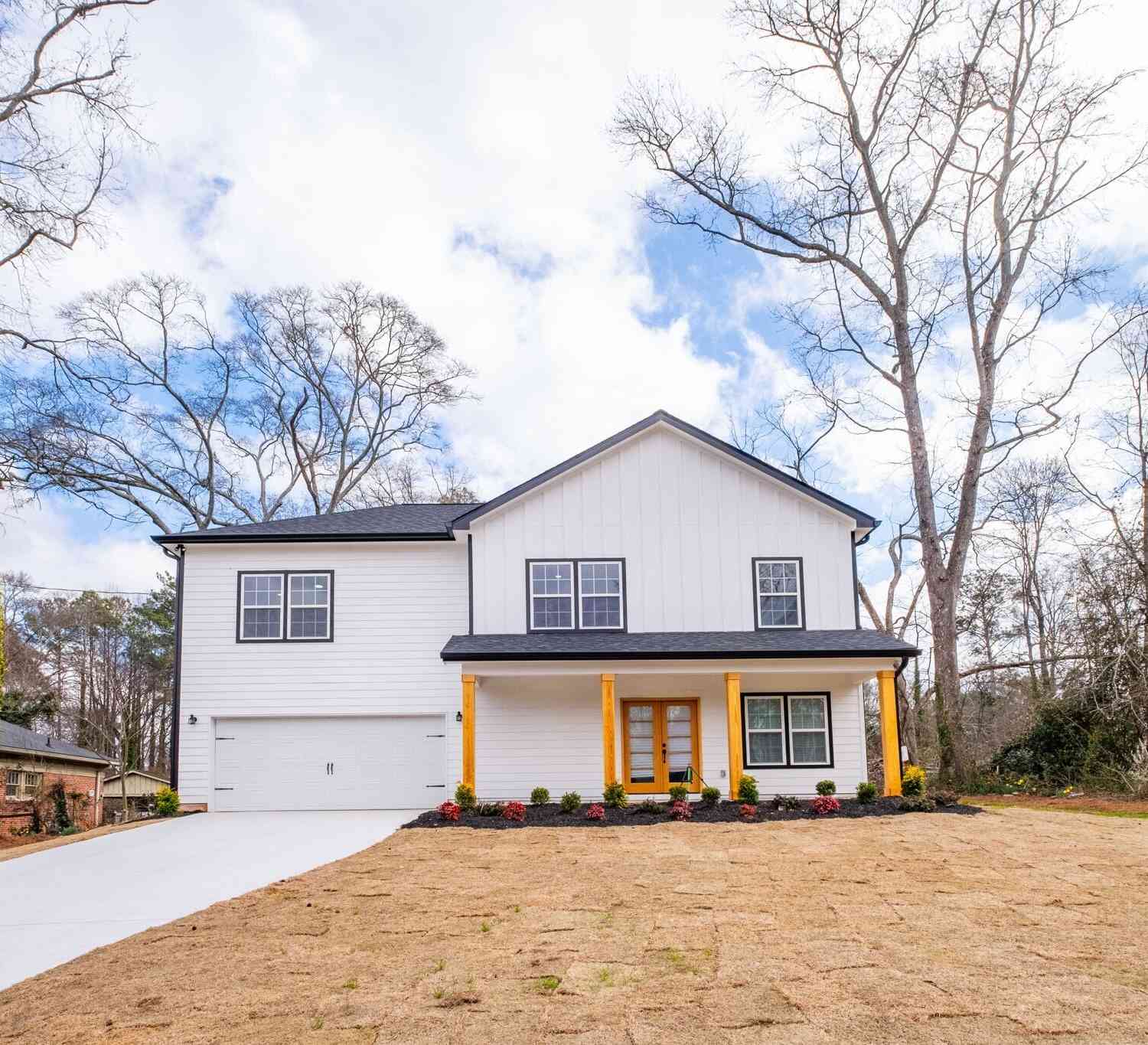 Homes For Sale - 165 Strickland Street<br/> Fulton County, Fairburn, GA 30213