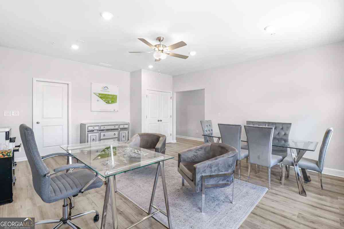 Townhouse For Sale - 82 Vickers Point Drive<br/> Fairburn, GA 30213