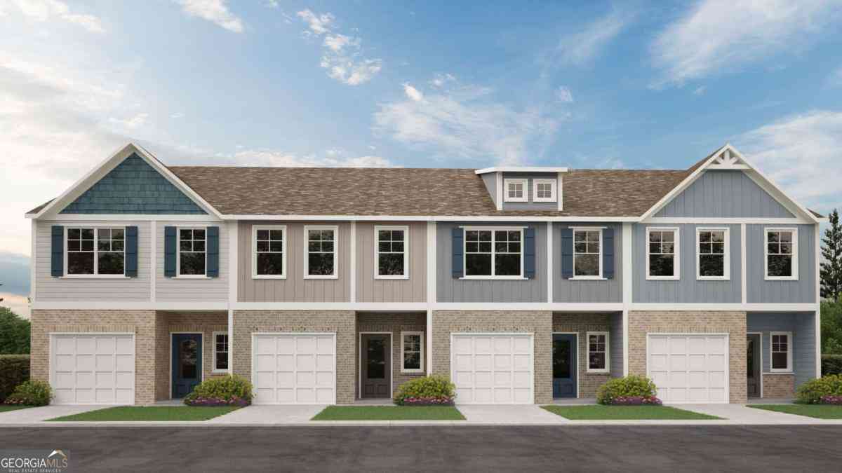 Townhouse For Sale - 84 Vickers Point Drive<br/> Fairburn, GA 30213
