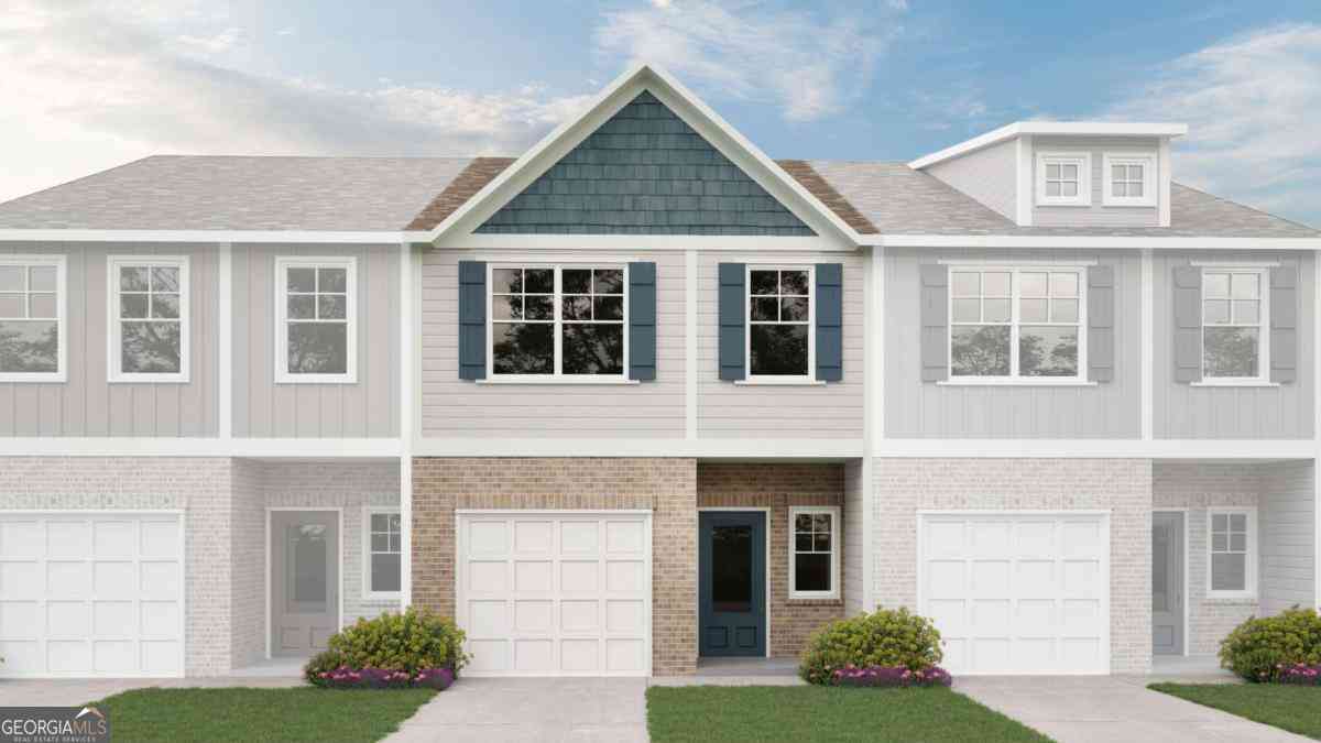 Townhouse For Sale - 92 Vickers Point Drive<br/> Fairburn, GA 30213