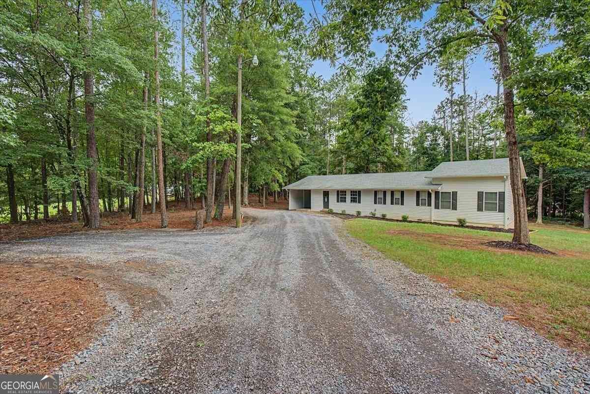 Homes For Sale - 1971 Euharlee Road<br/> Kingston, GA 30145