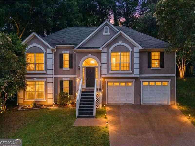 Homes For Sale - 4830 Old Field Drive NE<br/> Kennesaw, GA 30144