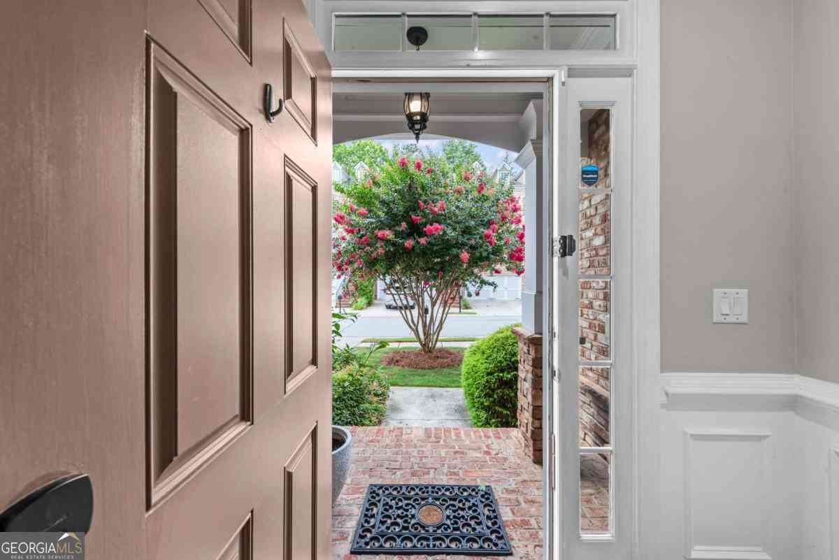 Townhouse For Sale - 3475 Kiveton Drive<br/> Peachtree Corners, GA 30092