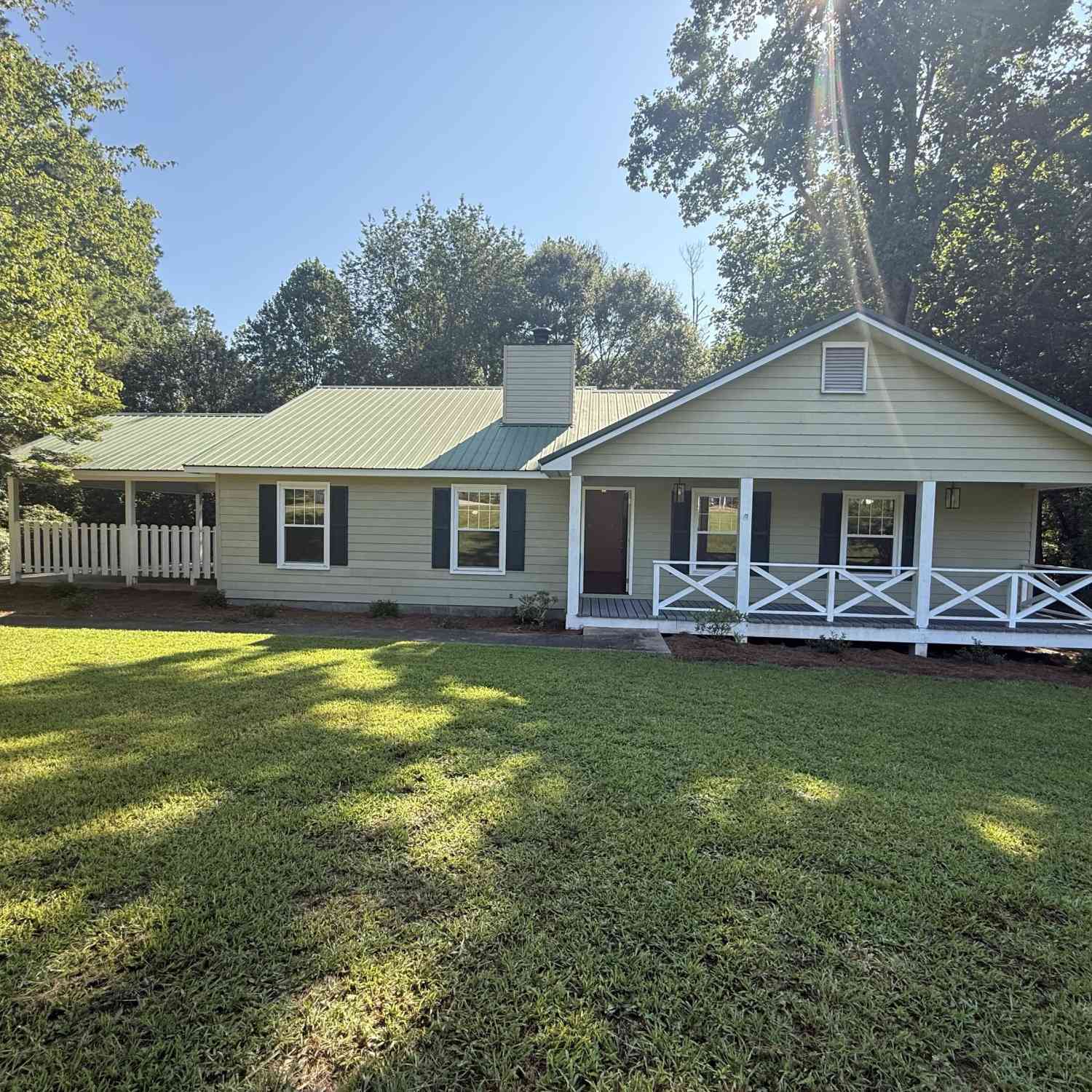 Homes For Sale - 508 Merrill Lane<br/> Lagrange, GA 30241
