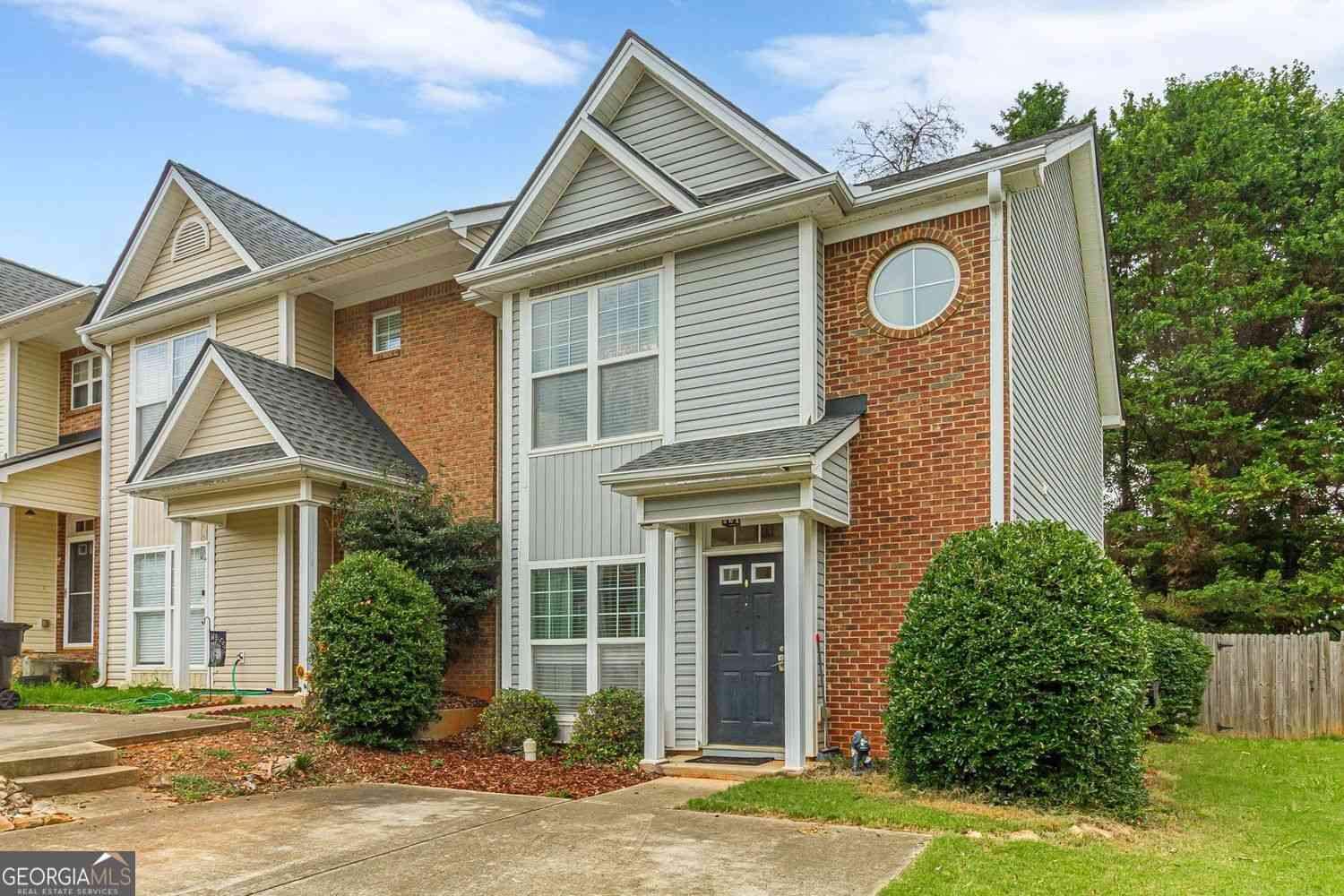 Townhouse For Sale - 35 Pearl Chambers Drive<br/> Dawsonville, GA 30534