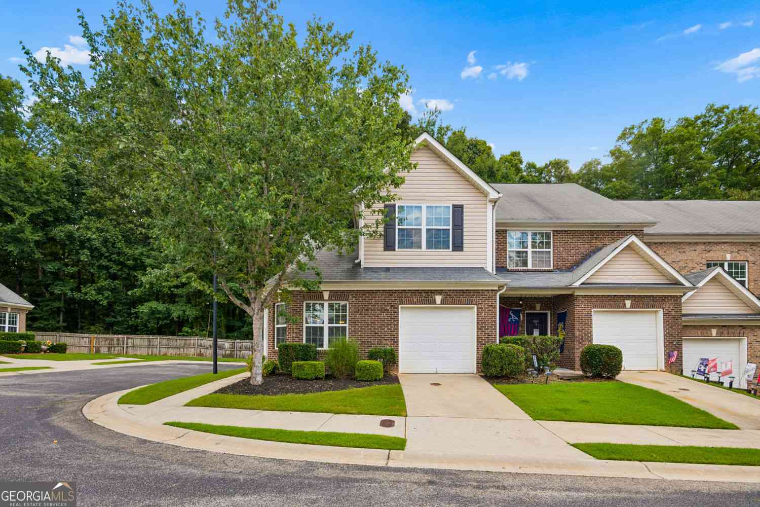 Townhouse For Sale - 2555 Flat Shoals Road #2501<br/> Atlanta, GA 30349