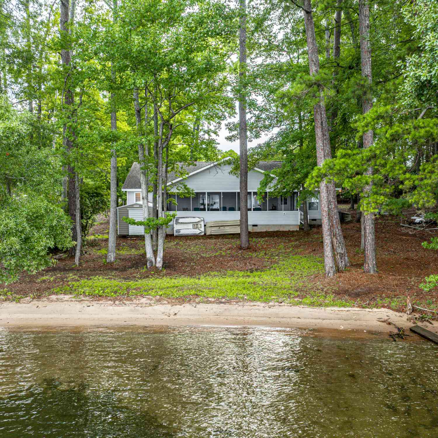 Homes For Sale - 126 Sands Drive<br/> Eatonton, GA 31024