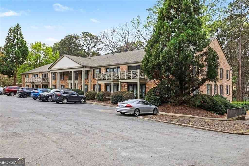 Condo For Sale - 3650 Ashford Dunwoody Road NE #904<br/> Atlanta, GA 30319
