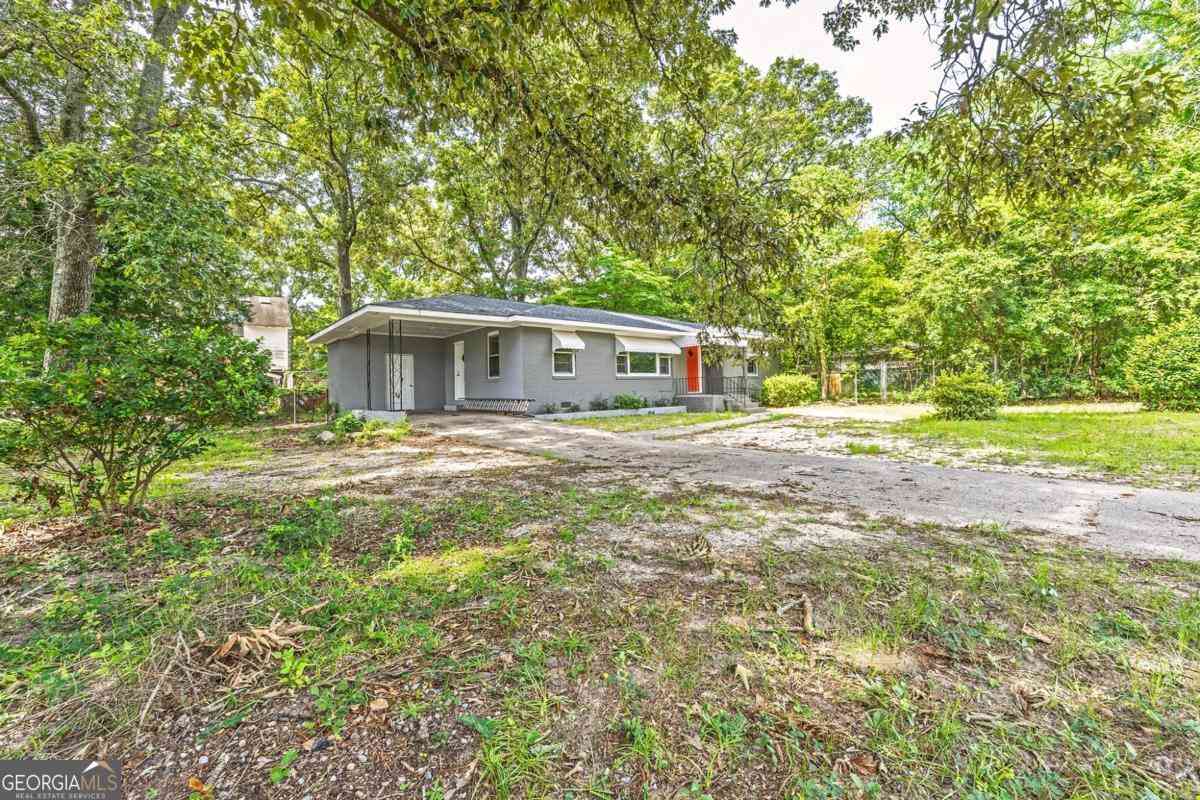 Homes For Sale - 101 Sparta Street<br/> Warner Robins, GA 31088