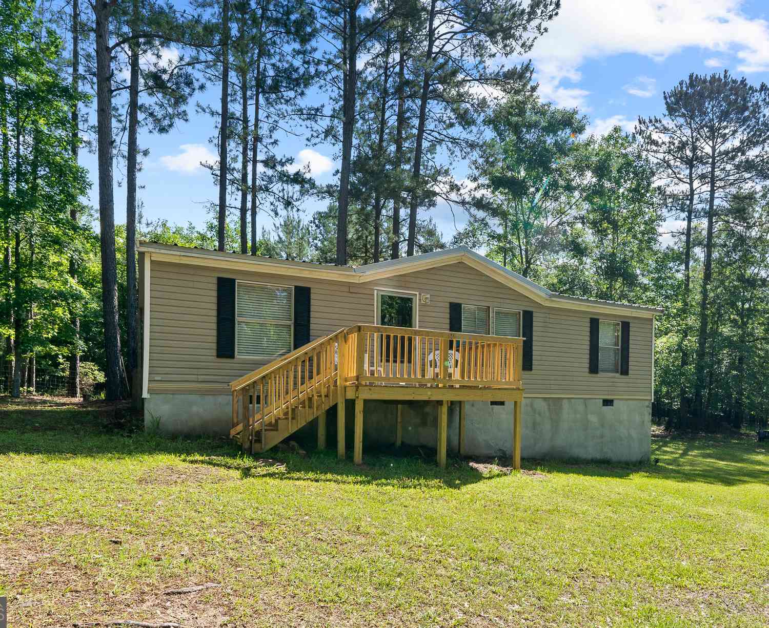 Homes For Sale - 657 Rockville Springs Drive<br/> Eatonton, GA 31024