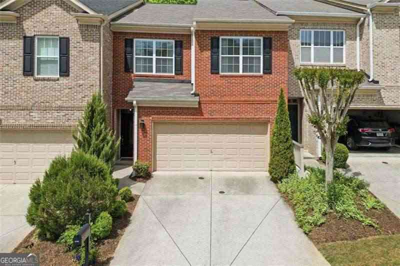 Townhouse For Sale - 1114 Firethorne Pass<br/> Forsyth County, Cumming, GA 30040