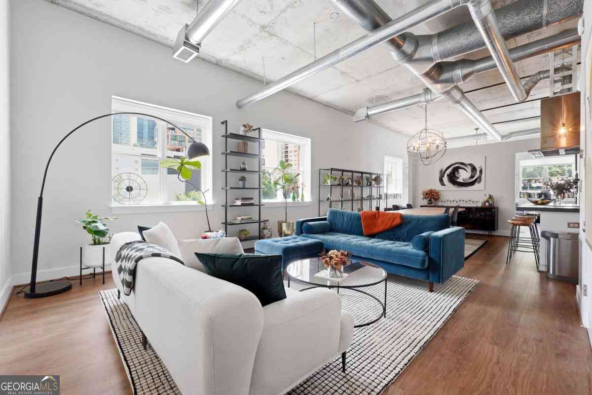 Condo For Sale - 206 11th Street NE #702<br/> Atlanta, GA 30309