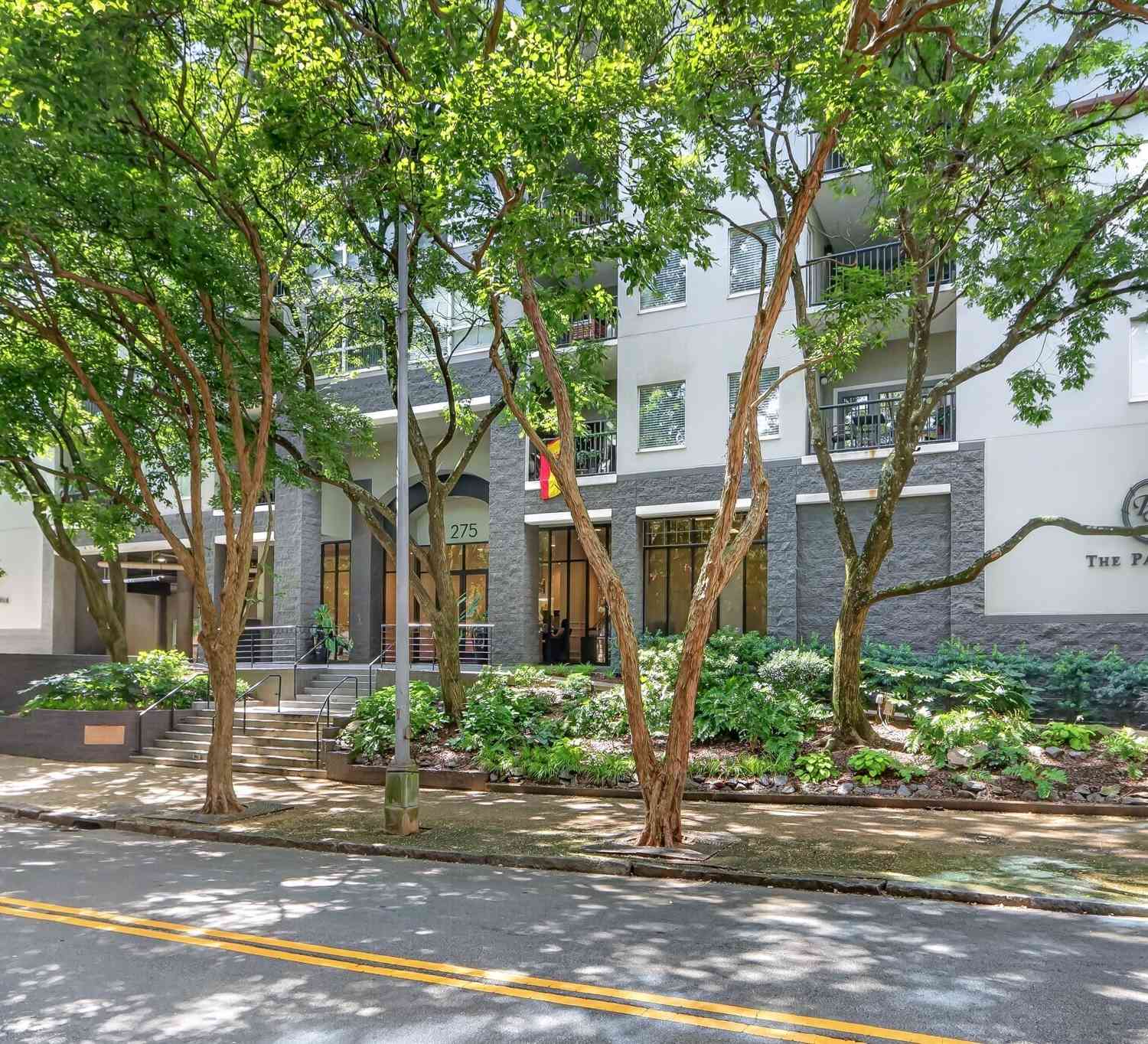 Condo For Sale - 275 13th Street NE #1008<br/> Atlanta, GA 30309