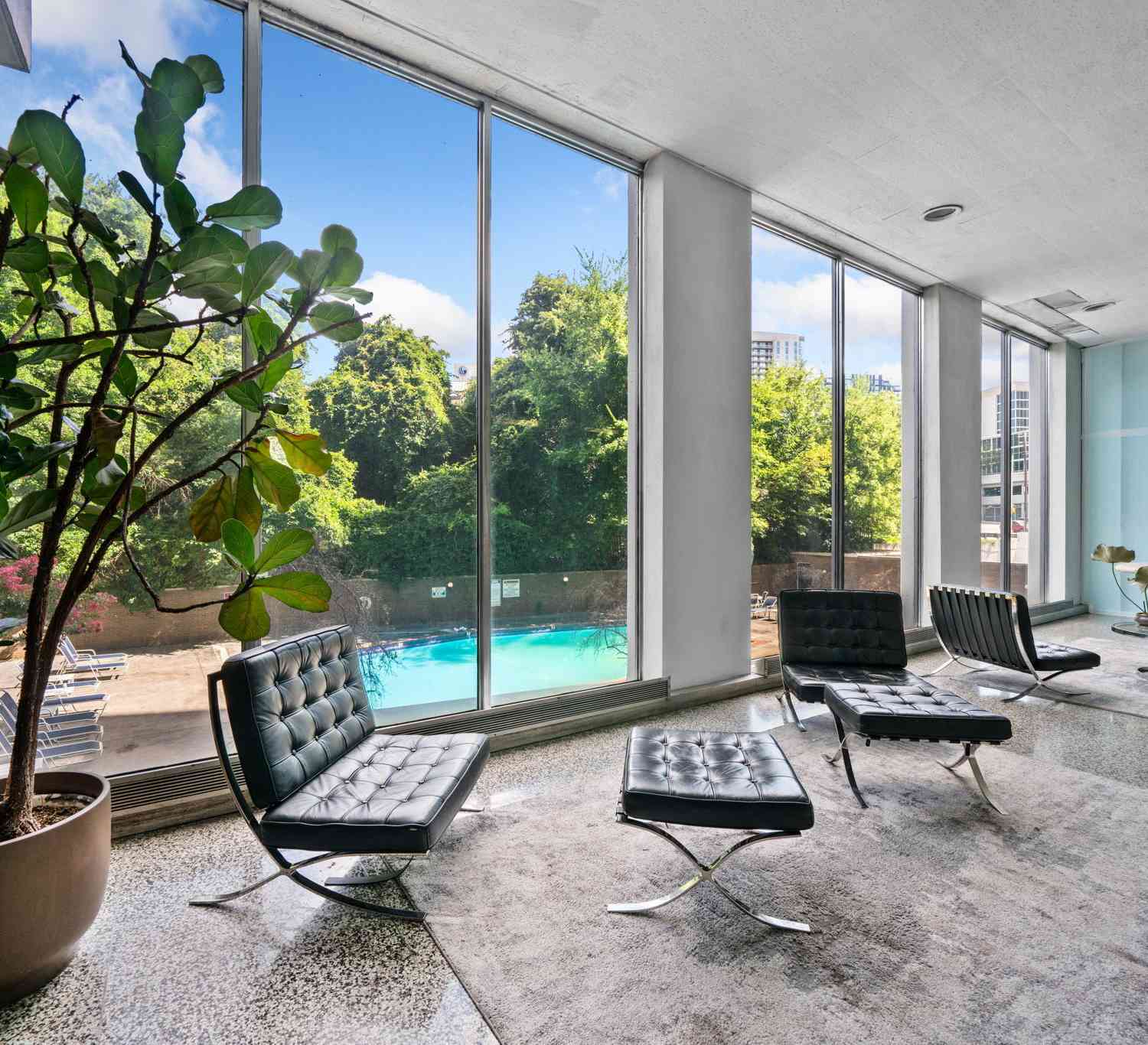 Condo For Sale - 215 Piedmont Avenue NE #APT 2002<br/> Atlanta, GA 30308