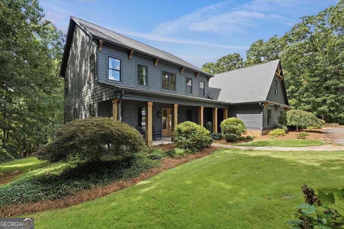 Homes For Sale - 992 Oak Grove Road<br/> Carrollton, GA 30117