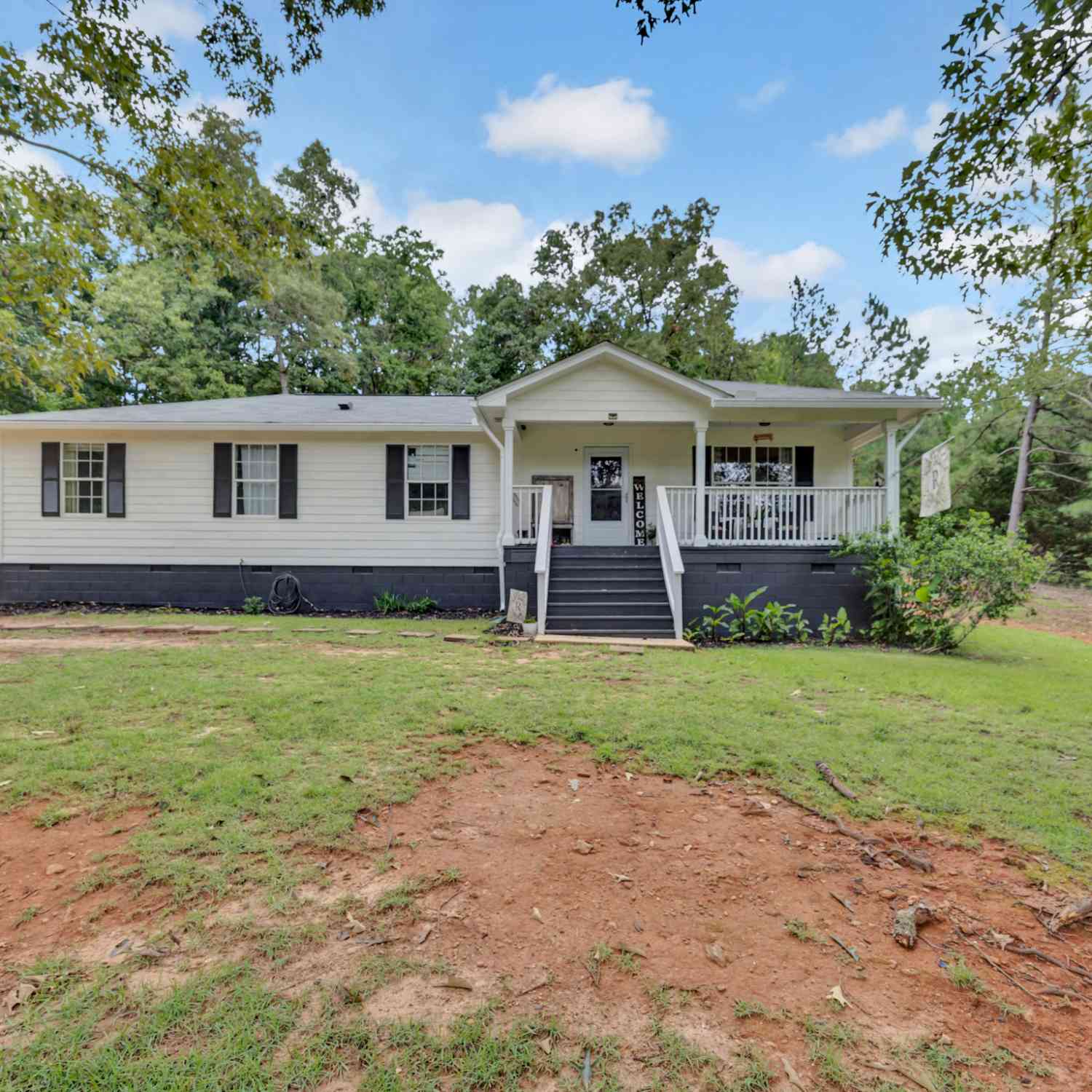 Homes For Sale - 1276 Long Piney Road<br/> Mansfield, GA 30055