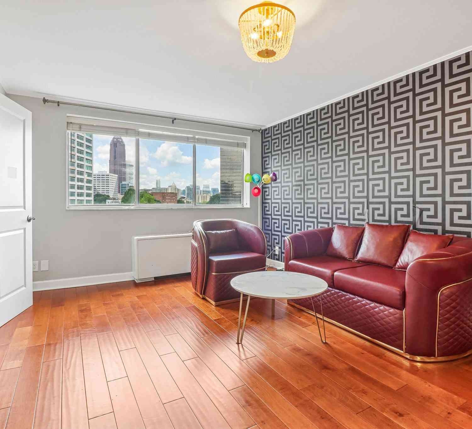 Condo For Sale - 215 Piedmont Avenue NE #602<br/> Atlanta, GA 30308