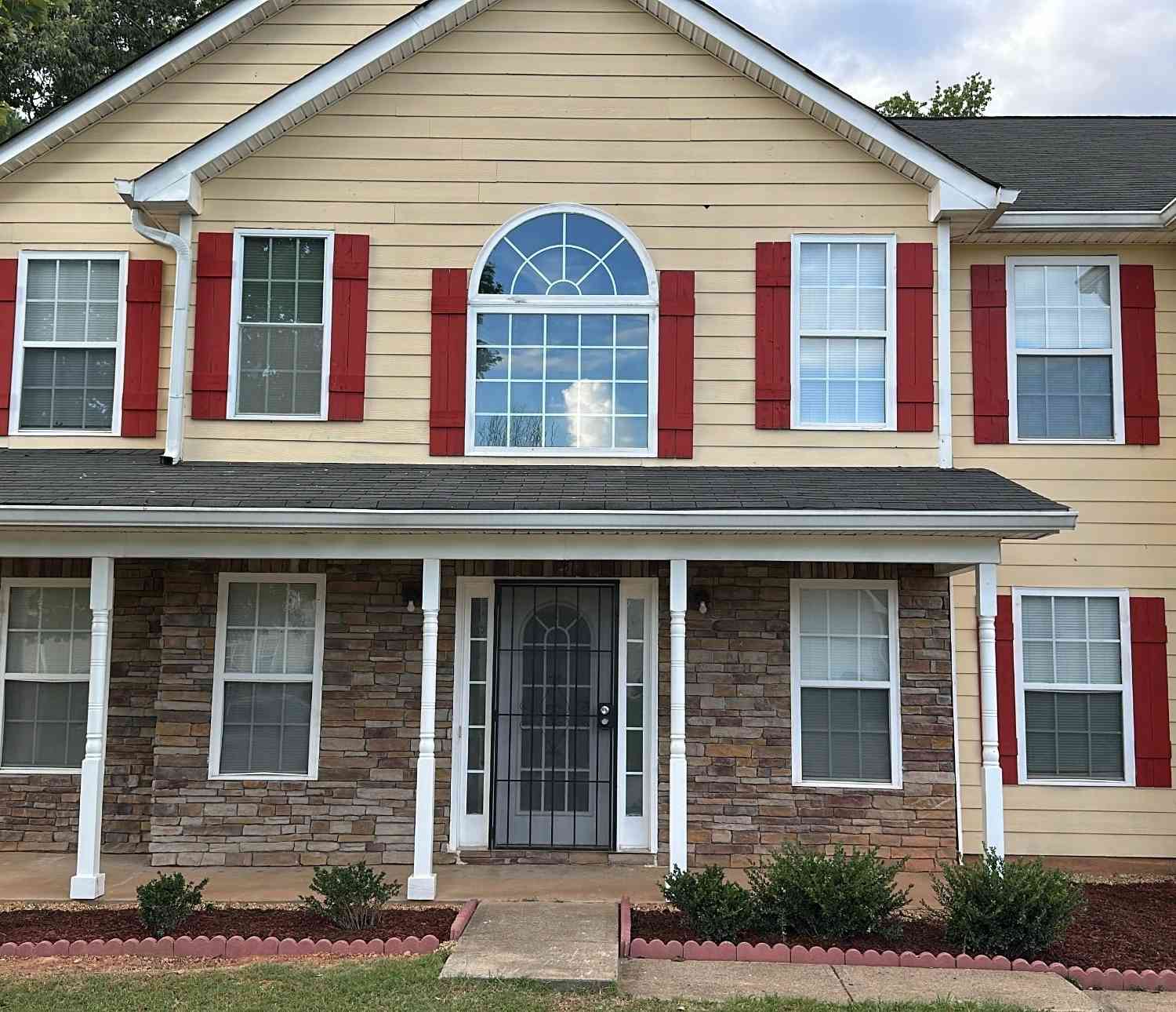Homes For Sale - 7155 Jumpers Trail<br/> Fulton County, Fairburn, GA 30213