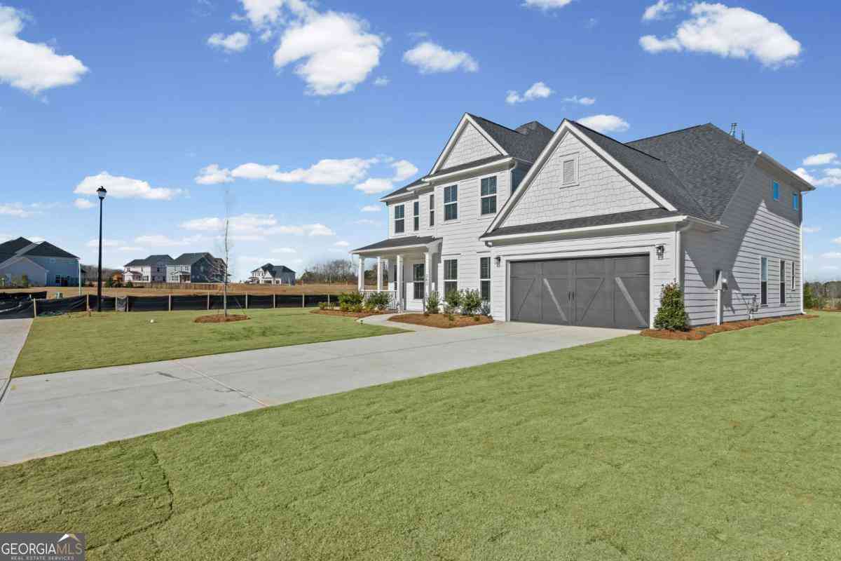 Homes For Sale - 363 Aidens Bluff<br/> Hoschton, GA 30548