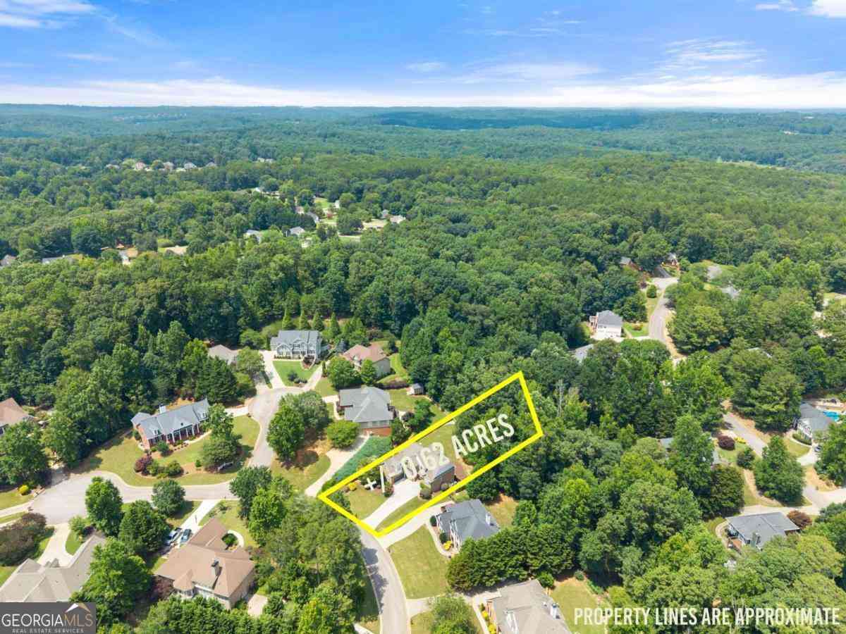 Homes For Sale - 5620 Battle Ridge Drive<br/> Flowery Branch, GA 30542
