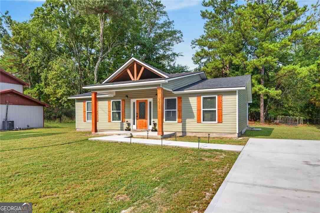 Homes For Sale - 903 B Poplar Street<br/> Guyton, GA 31312