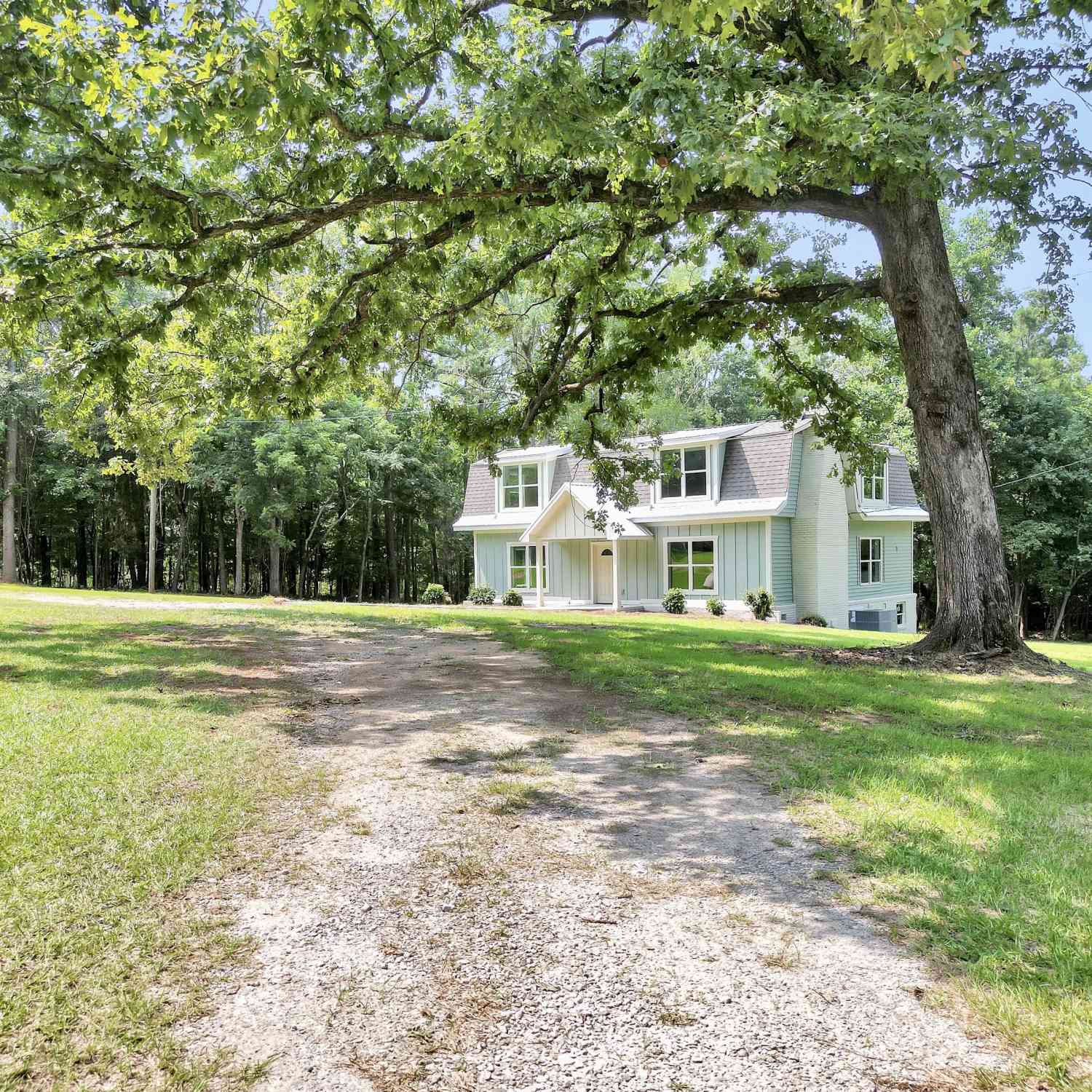 Homes For Sale - 310 Old Macon Road<br/> Jasper County, Hillsboro, GA 31038