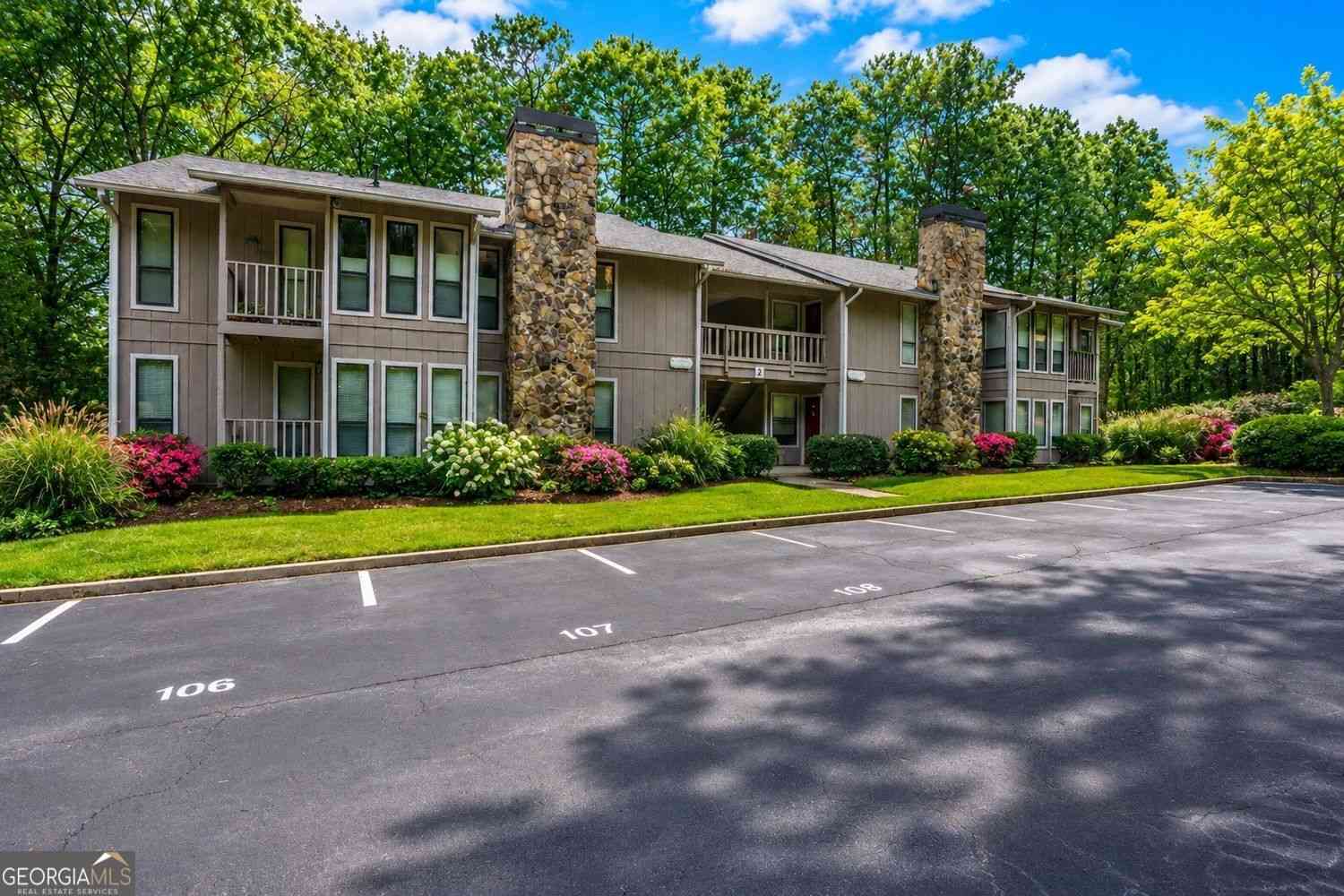 Condo For Sale - 3843 Woodridge Way<br/> Dekalb County, Tucker, GA 30084