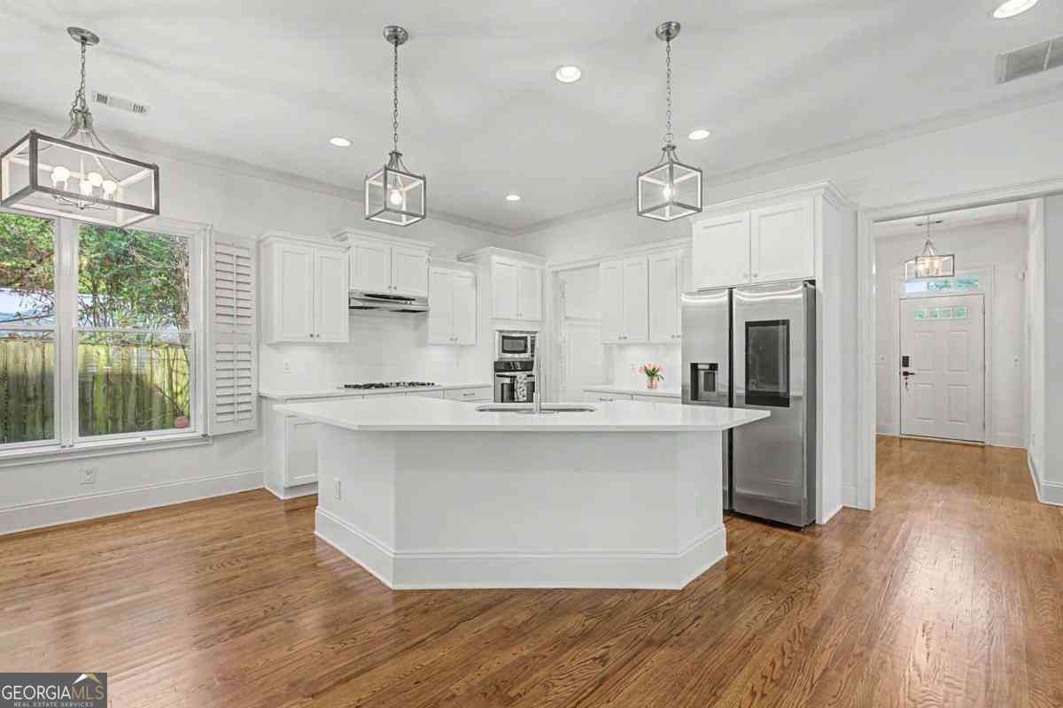 Homes For Sale - 3241 Adams Street<br/> Fulton County, Atlanta, GA 30337