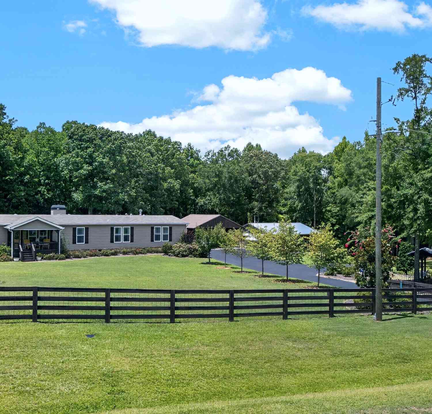 Homes For Sale - 7181 County Road 266<br/> FIve Points, AL 36855